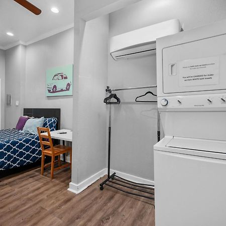 Trendy Montrose 1Br Apartment Houston Exterior photo